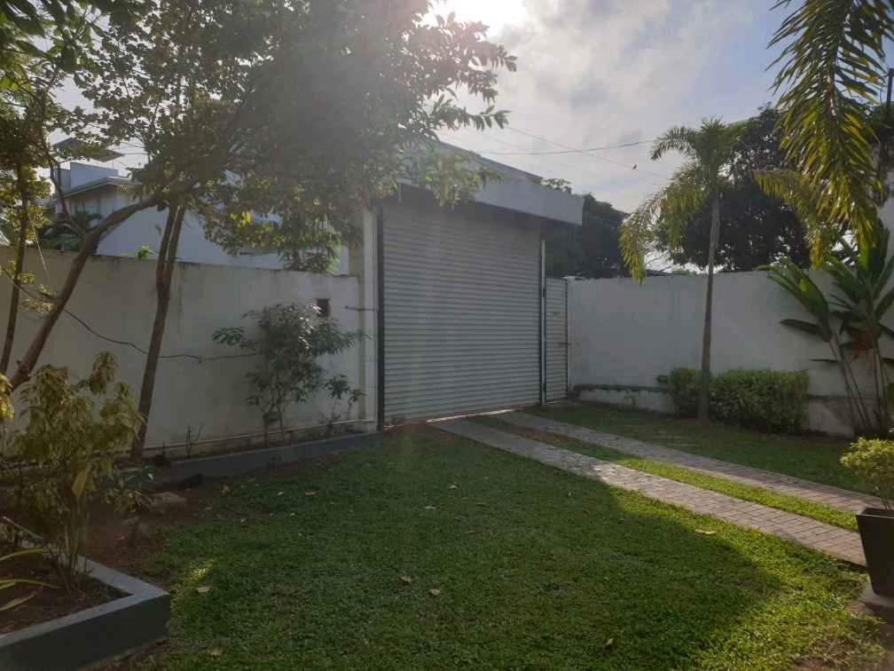 Vidushi Home Minuwangoda Exterior photo
